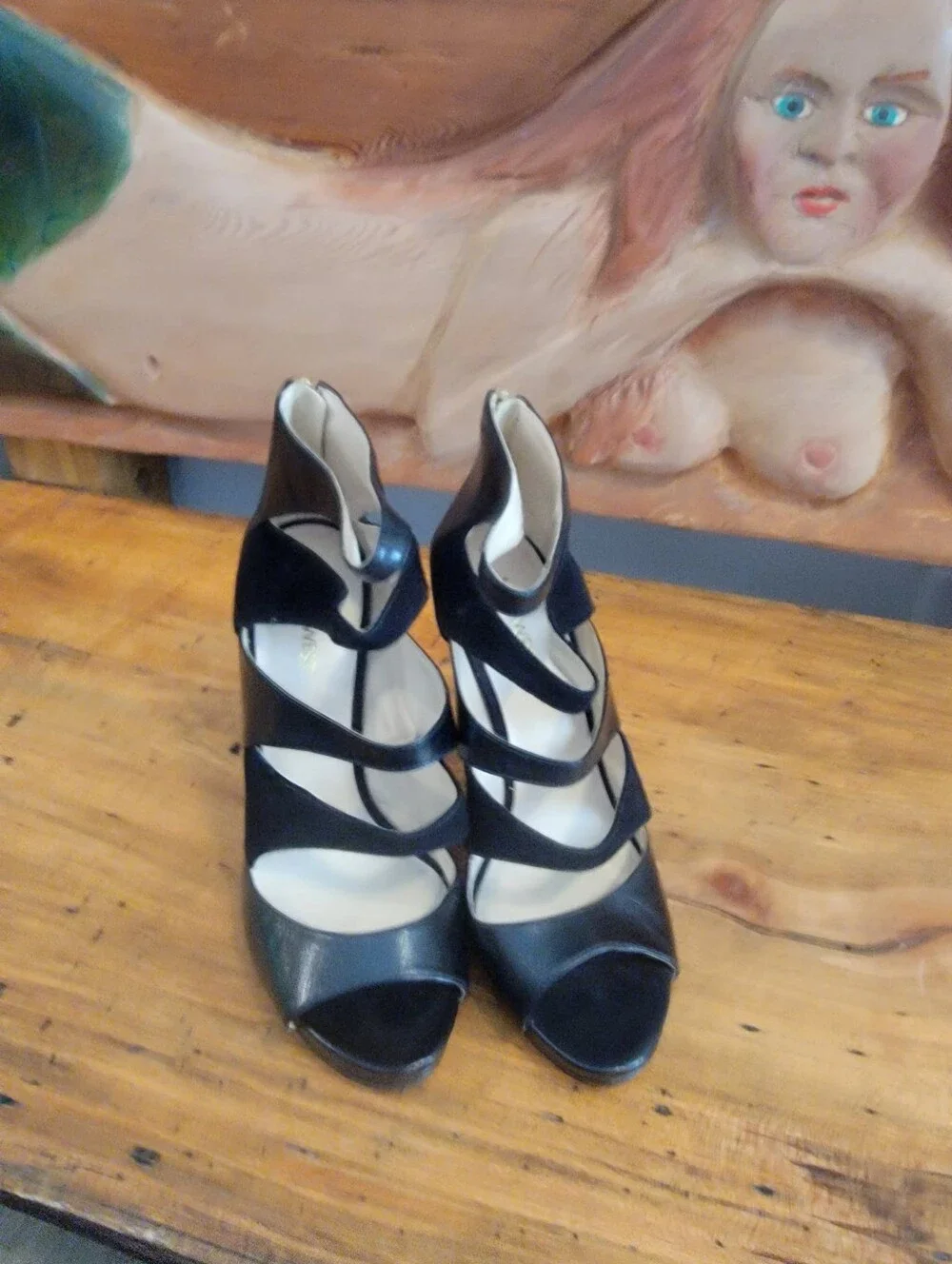 Nine West Sz 8 Black Faux Leather & Suede Stappy Peep Toe 4